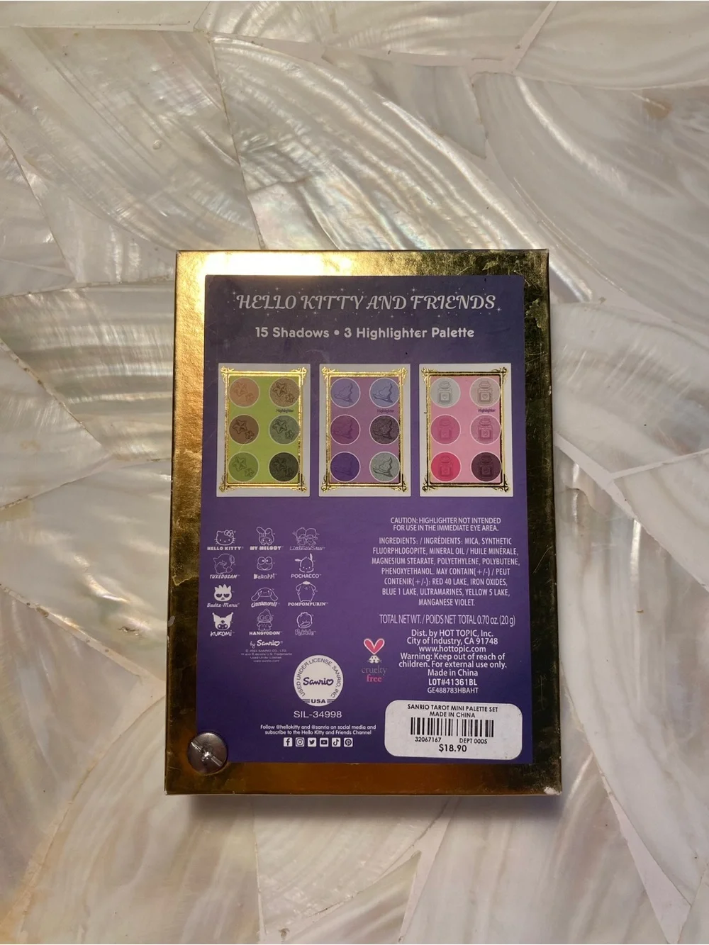 Hello Kitty and Friends Tarot Card Eye Shadow & Highlighter Palette -